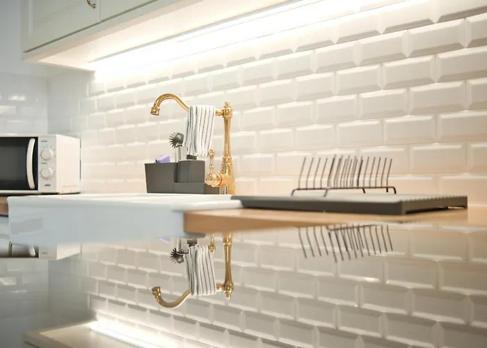 Charming 3br In The Heart Of Town By Feel Appartement *